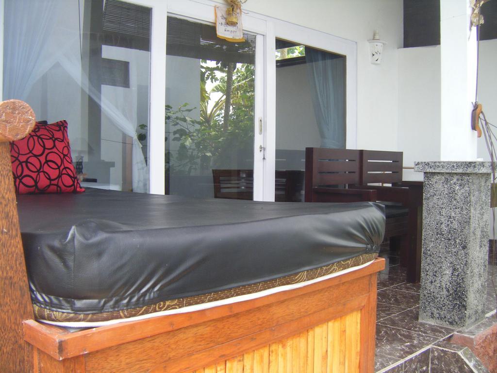 Alur Beach Homestay Amed Quarto foto
